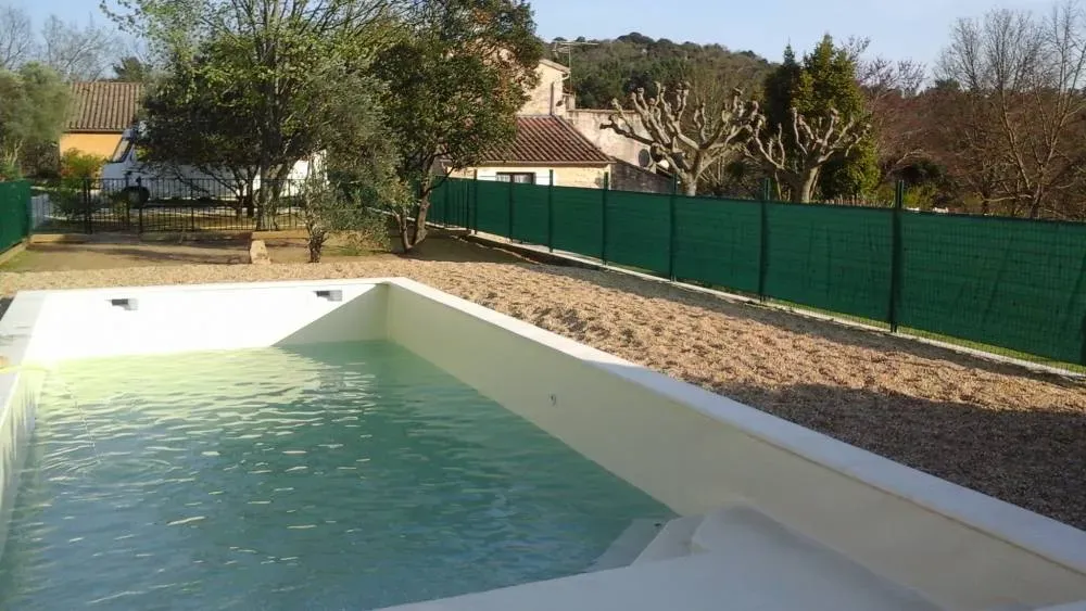 Construction de piscines près de Grospierre