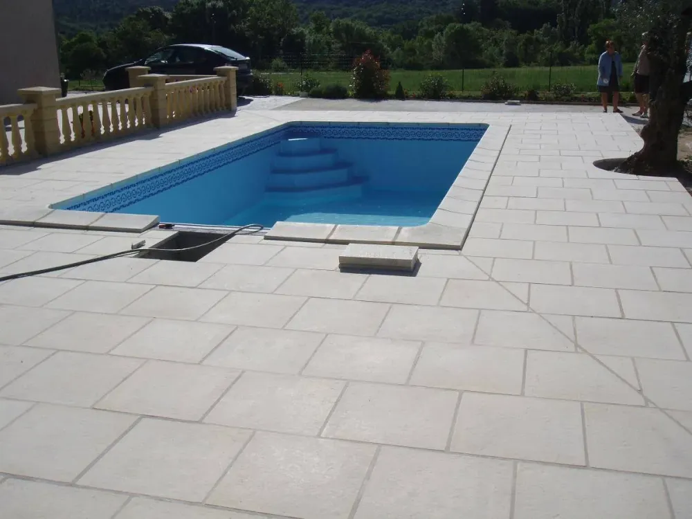 terrasse-piscine-vallon.jpg